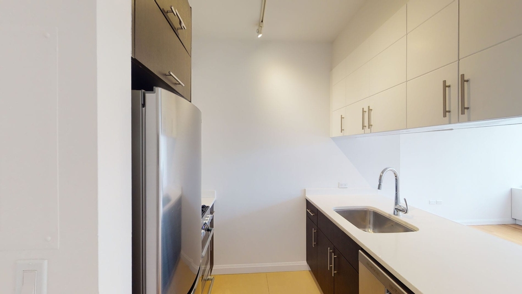 808 Columbus Ave - Photo 1