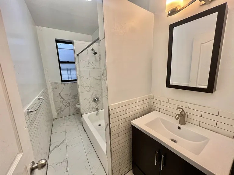 3920 Broadway - Photo 3
