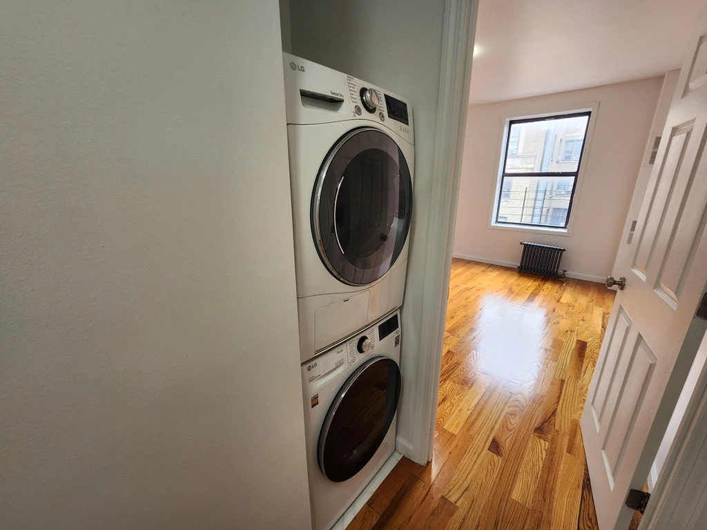 700 West 175th Street - Photo 6