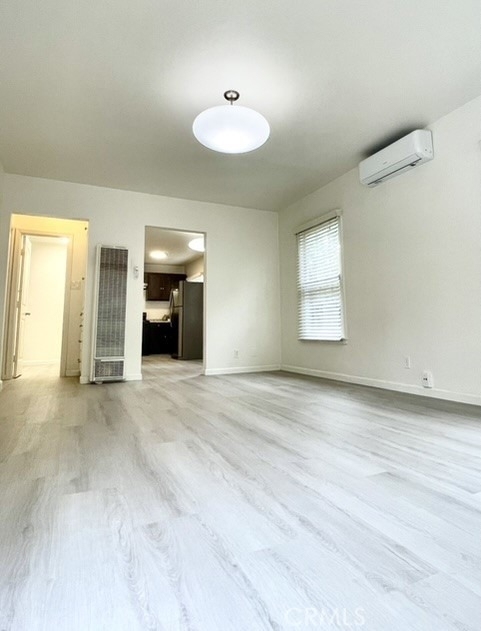 1120 N Vista - Photo 0