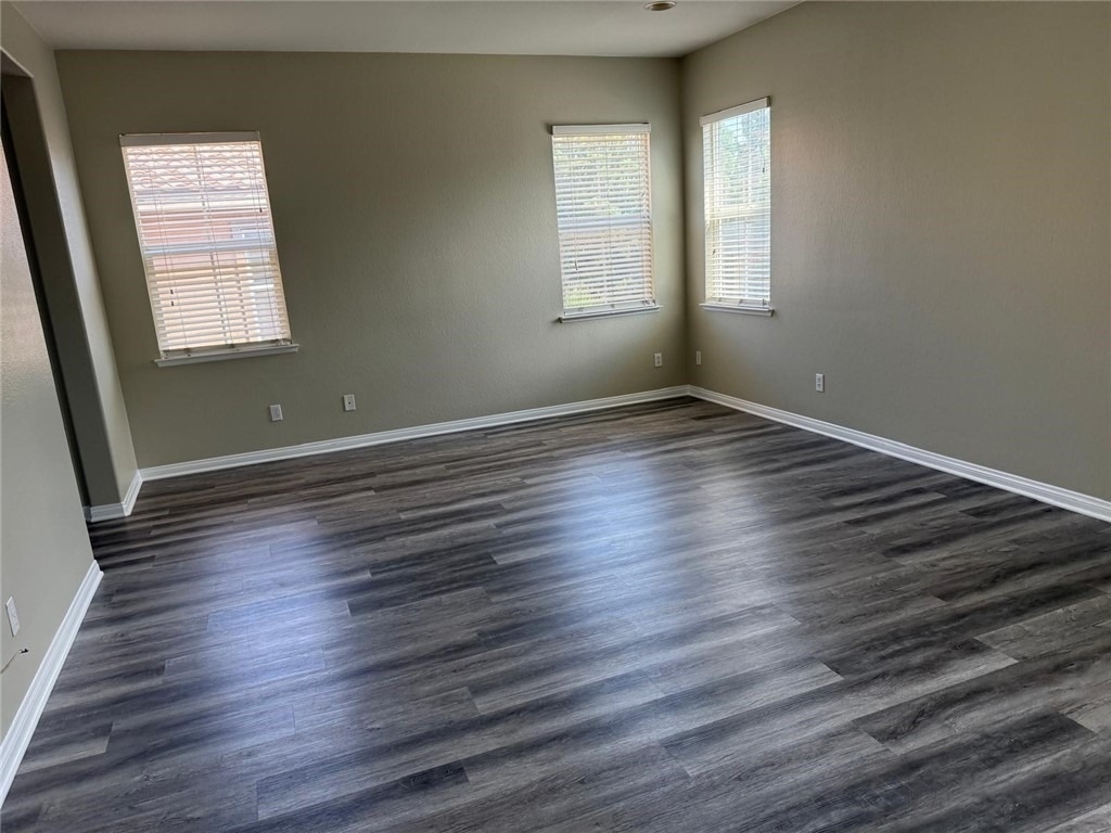 1742 Edmon Way - Photo 9