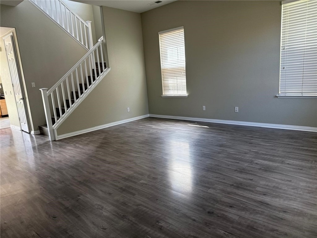 1742 Edmon Way - Photo 7