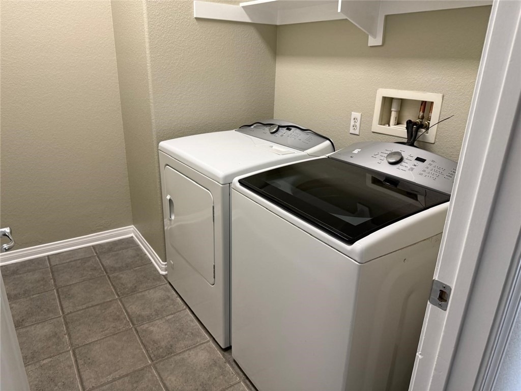 1742 Edmon Way - Photo 17