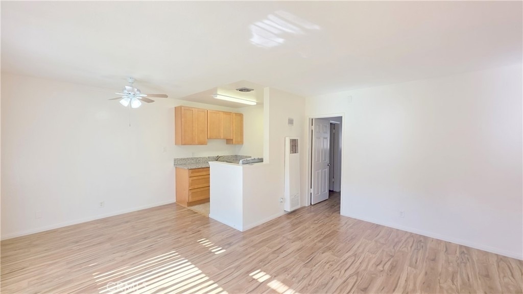 2334 E Santa Fe Avenue - Photo 14