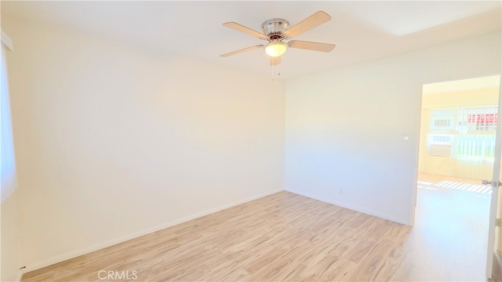 2334 E Santa Fe Avenue - Photo 21
