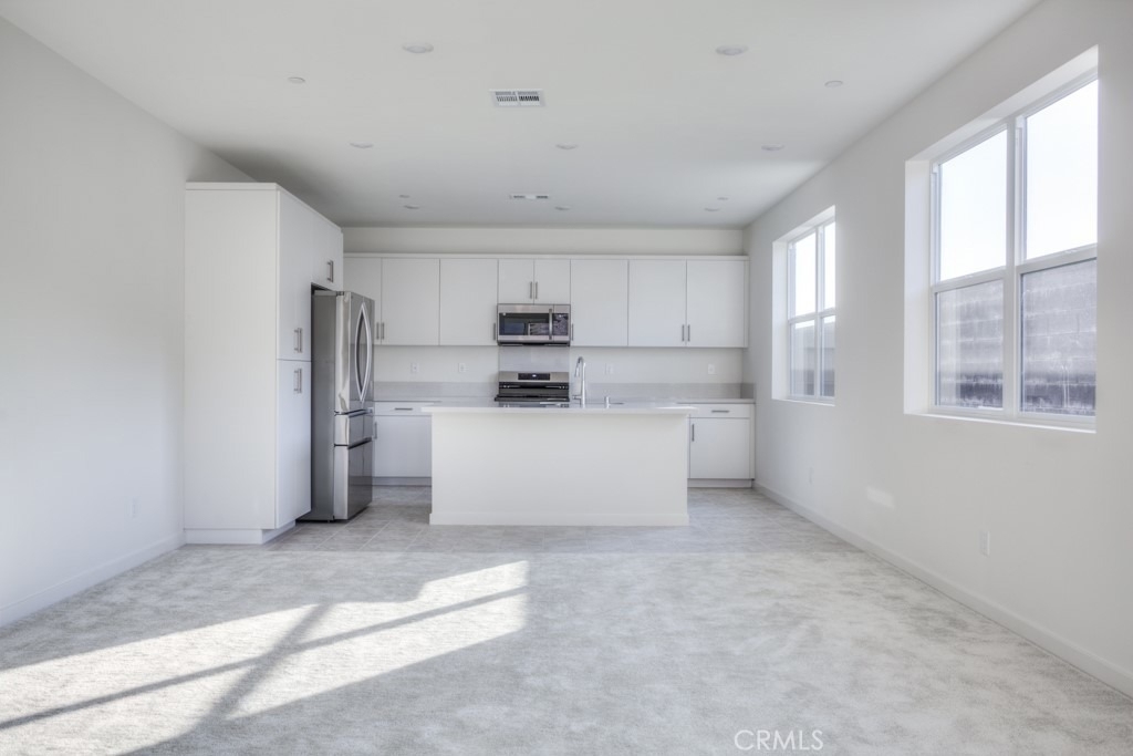 15812 Caterpillar Dr - Photo 11