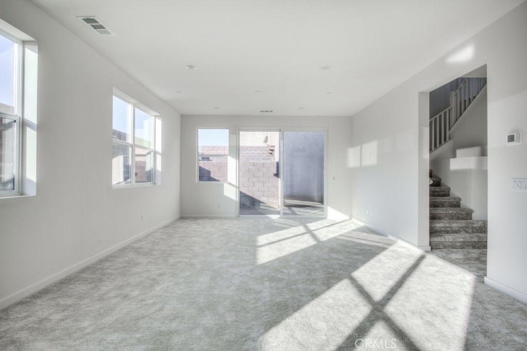 15812 Caterpillar Dr - Photo 10