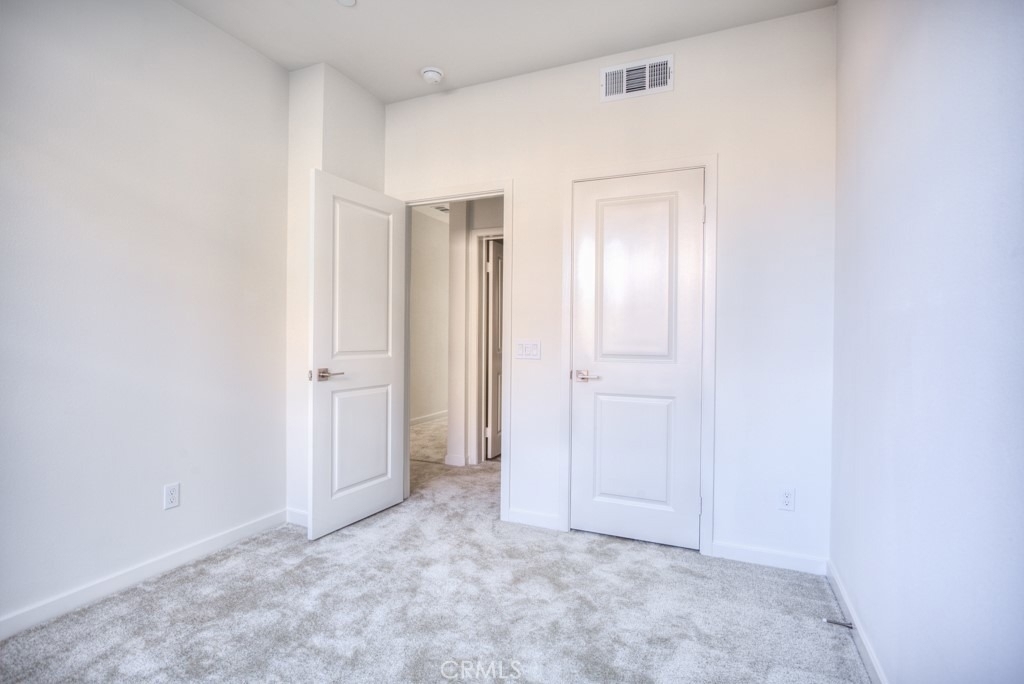 15812 Caterpillar Dr - Photo 17