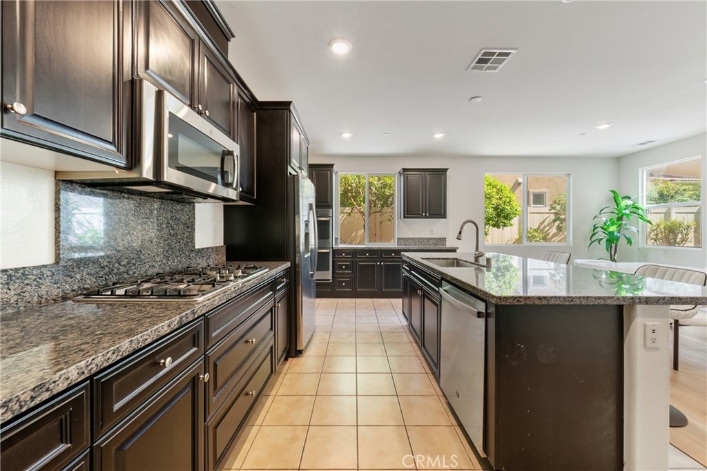6956 La Rochelle Way - Photo 17