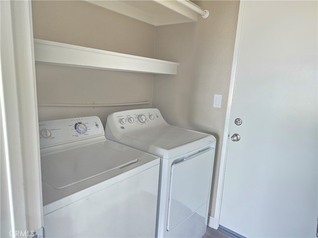 43160 Volterra Street - Photo 38