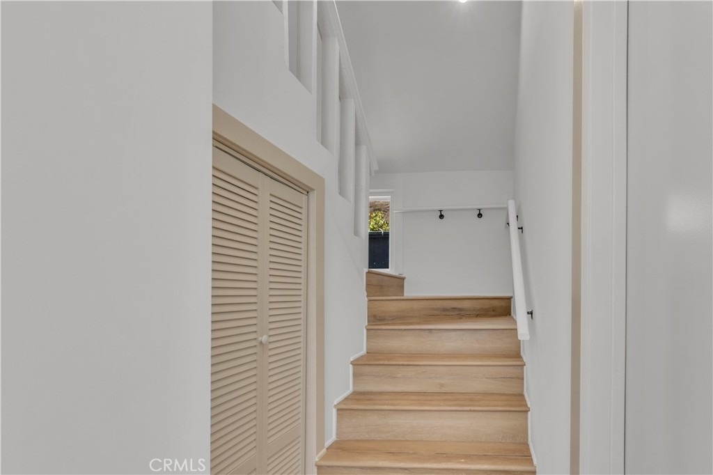 11944 Hesby Street - Photo 37