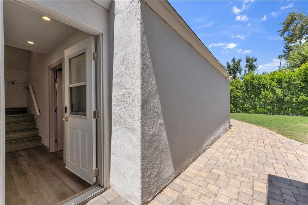 11944 Hesby Street - Photo 36