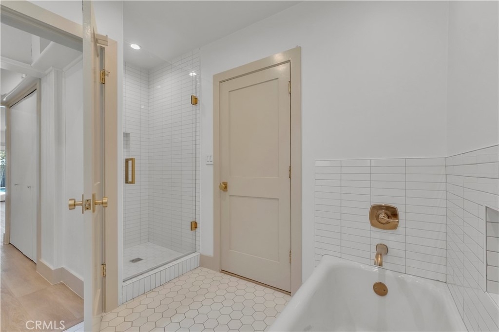 11944 Hesby Street - Photo 24