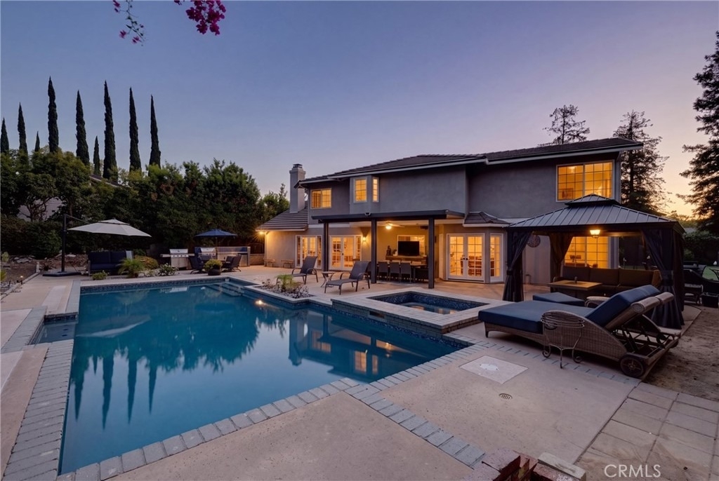 21335 Dove - Photo 1