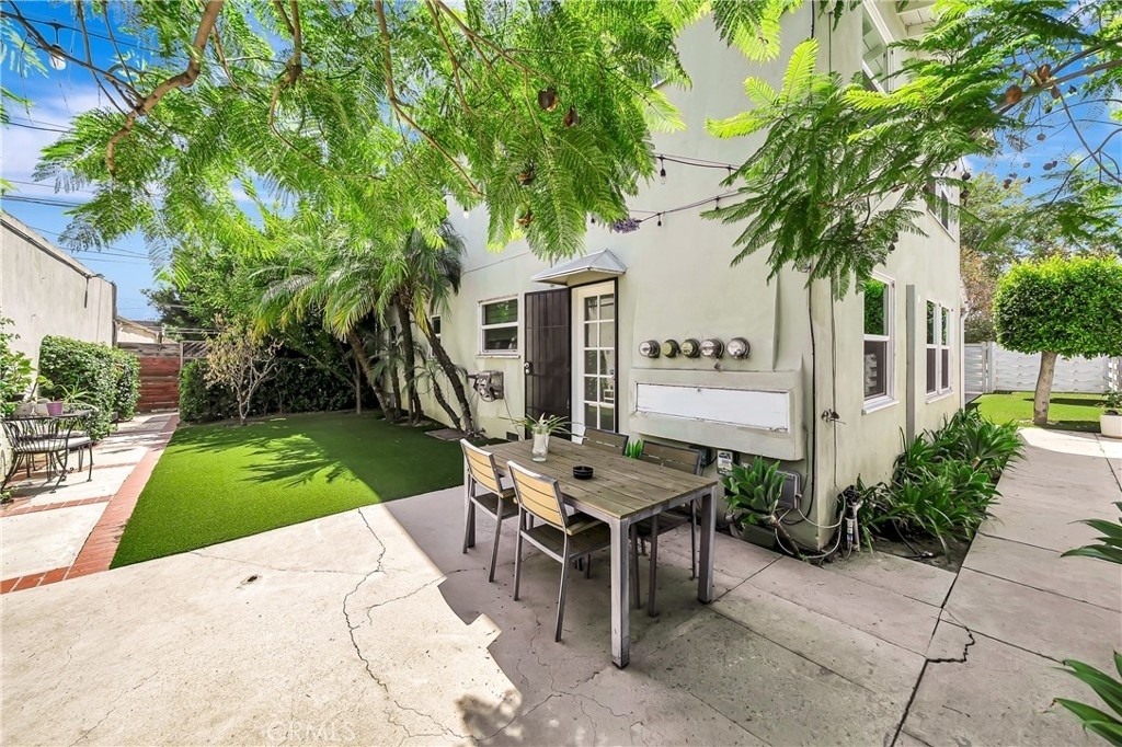 5840 Coldwater Canyon Ave - Photo 22
