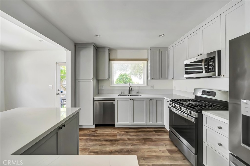 5840 Coldwater Canyon Ave - Photo 9
