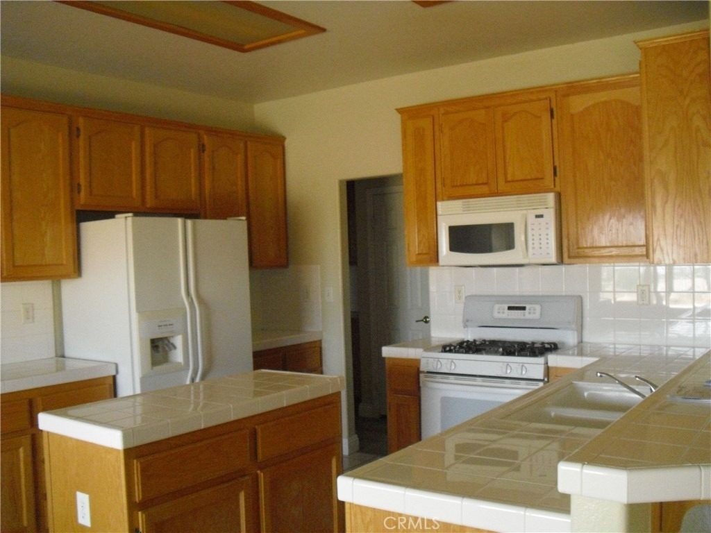 4209 W Grandview Drive W - Photo 4