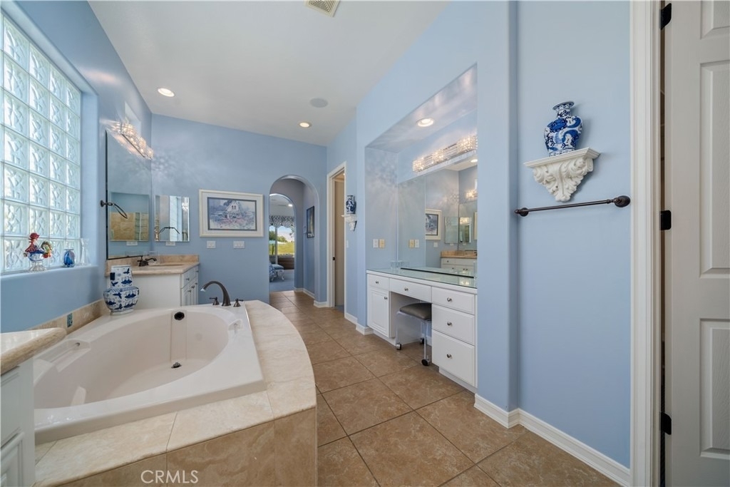 138 Royal Saint Georges Way - Photo 67