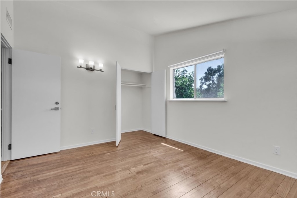 16433 Kingsbury Street - Photo 21