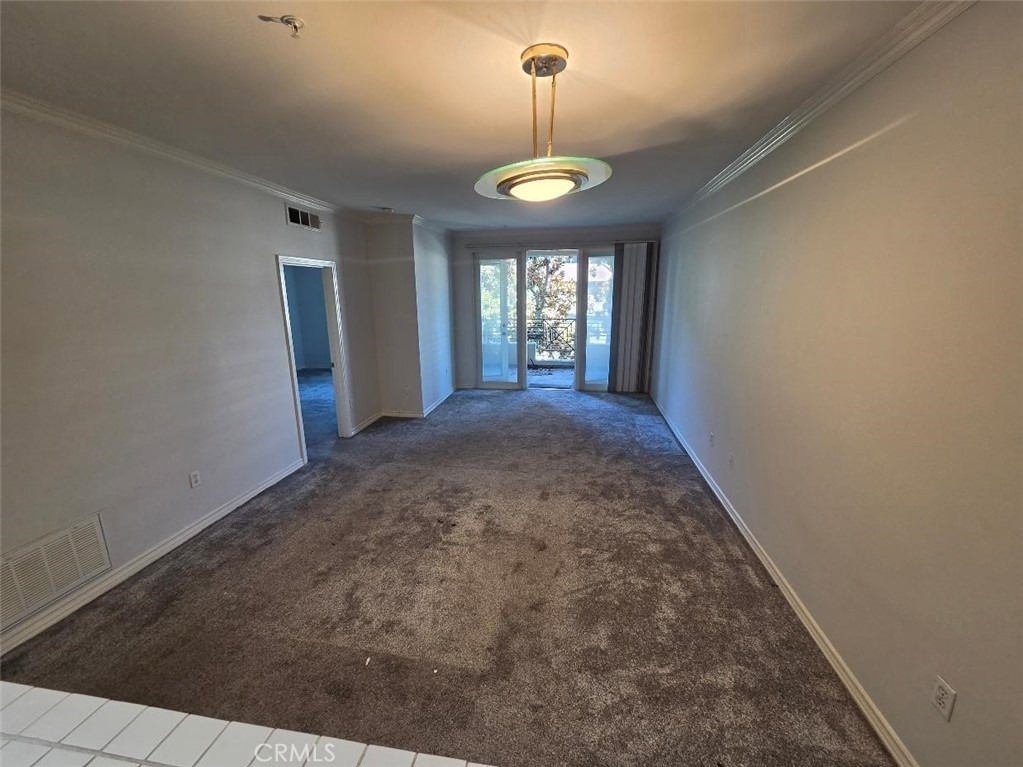 2253 Martin - Photo 8