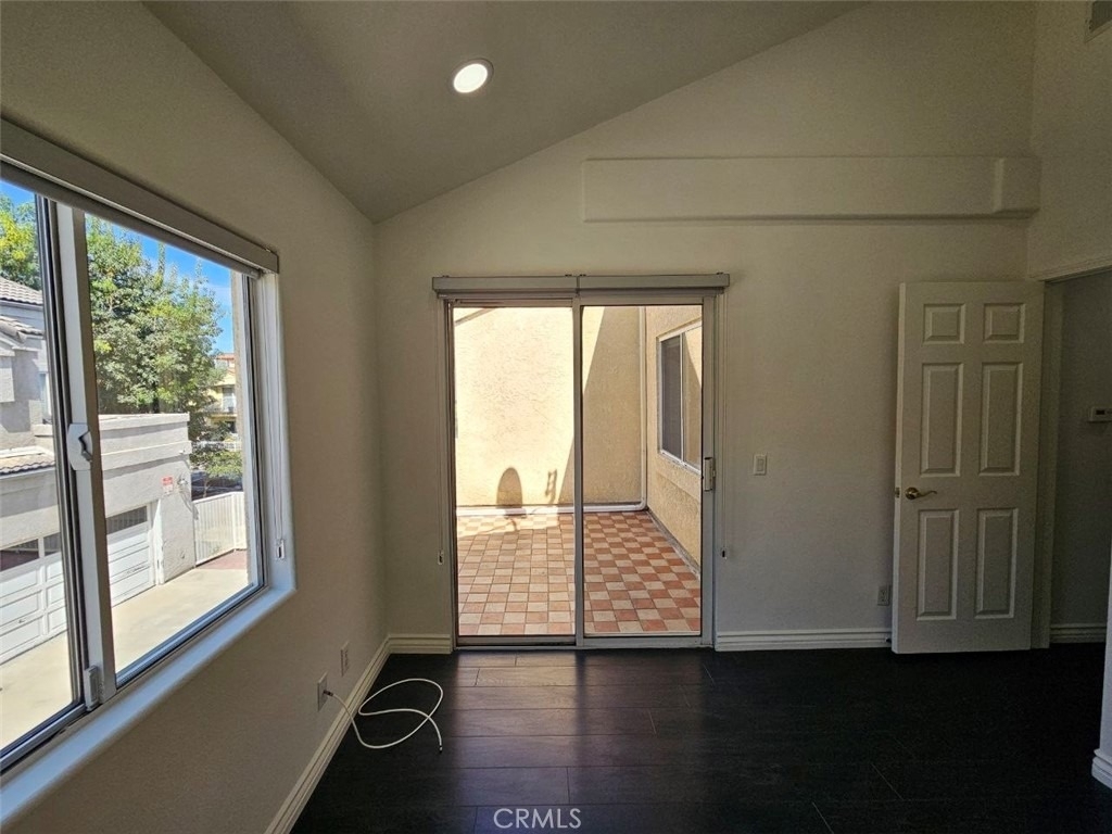 22027 Hawaiian Avenue - Photo 21