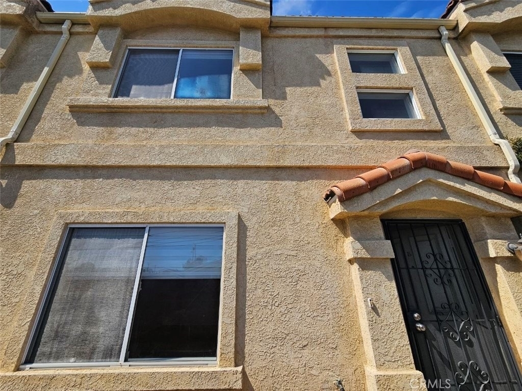 22027 Hawaiian Avenue - Photo 1
