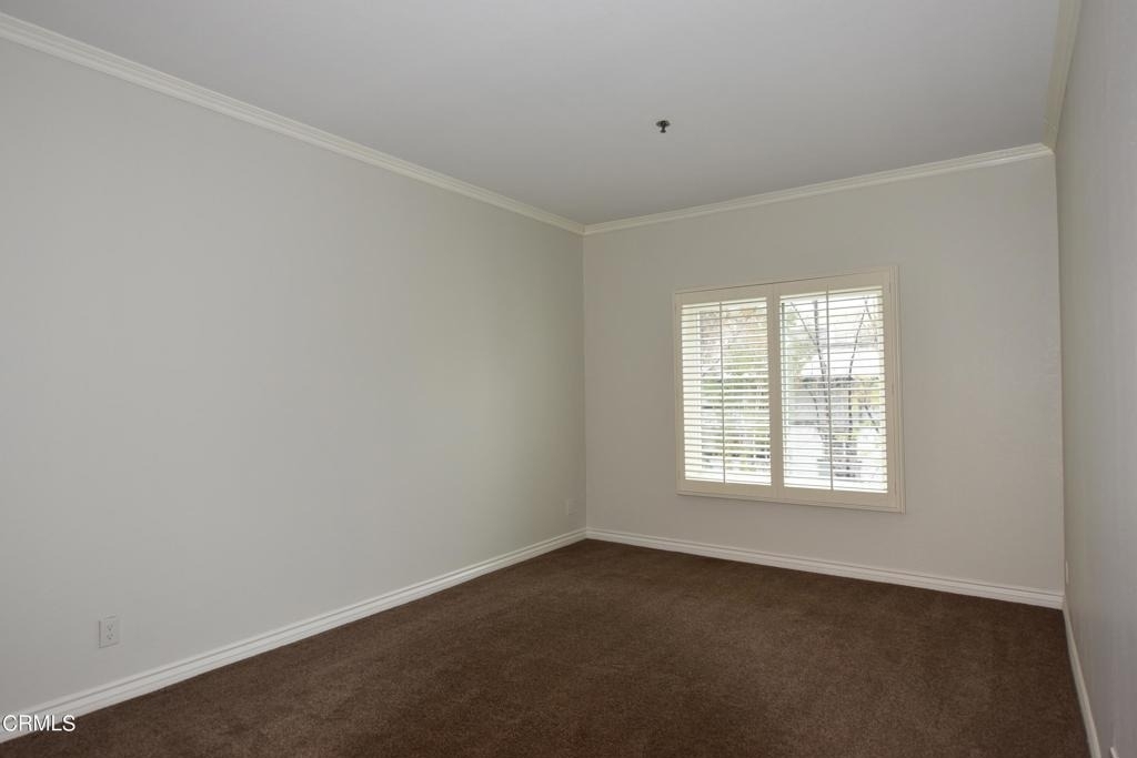 300 N El Molino Avenue - Photo 8