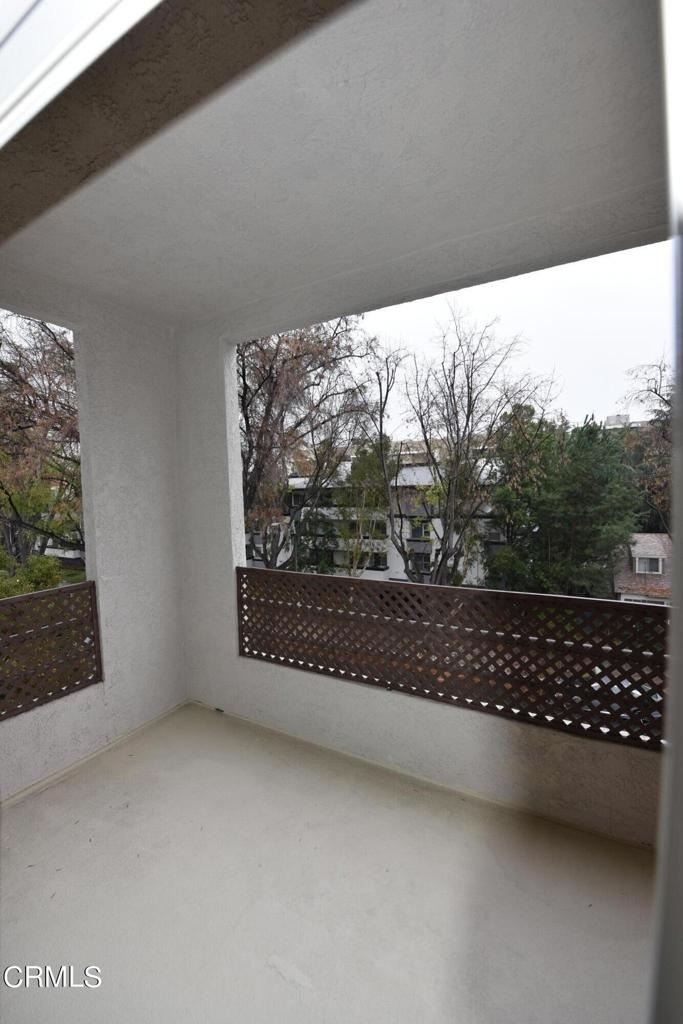 300 N El Molino Avenue - Photo 14