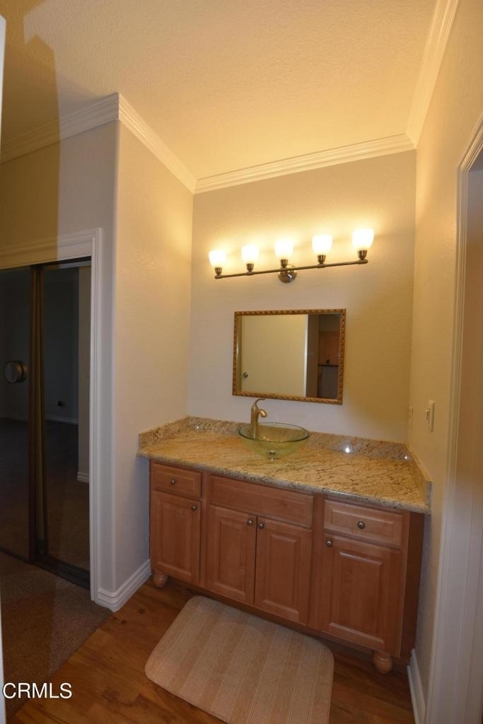 300 N El Molino Avenue - Photo 9