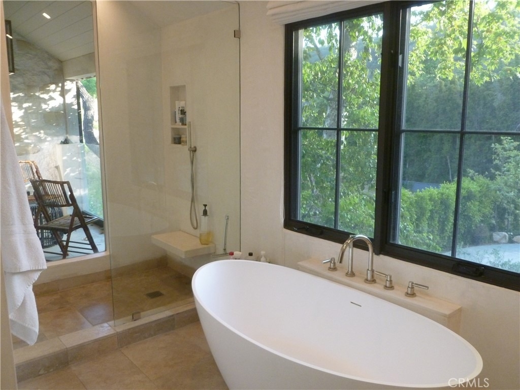 1094 Acanto Place - Photo 24