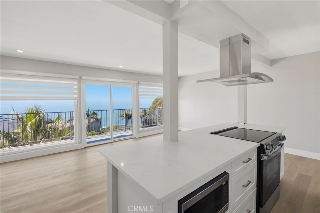 2607 Solana - Photo 3