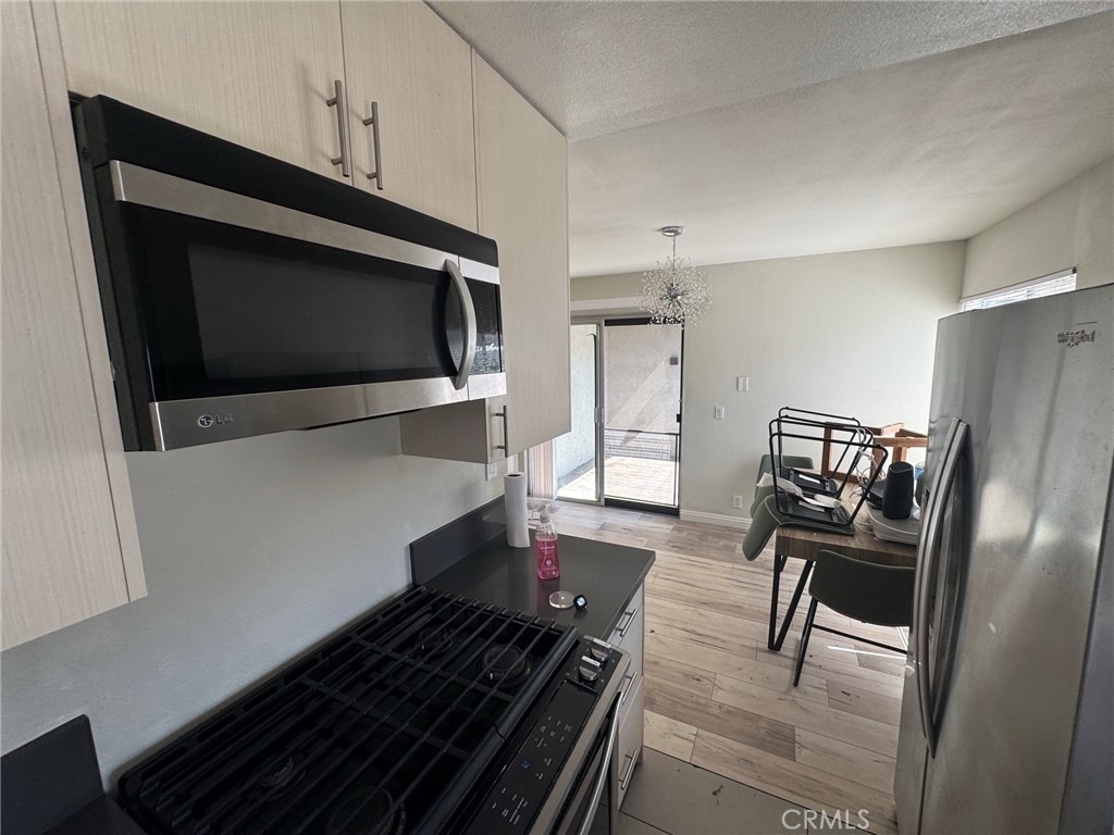 7892 Newman Avenue - Photo 3