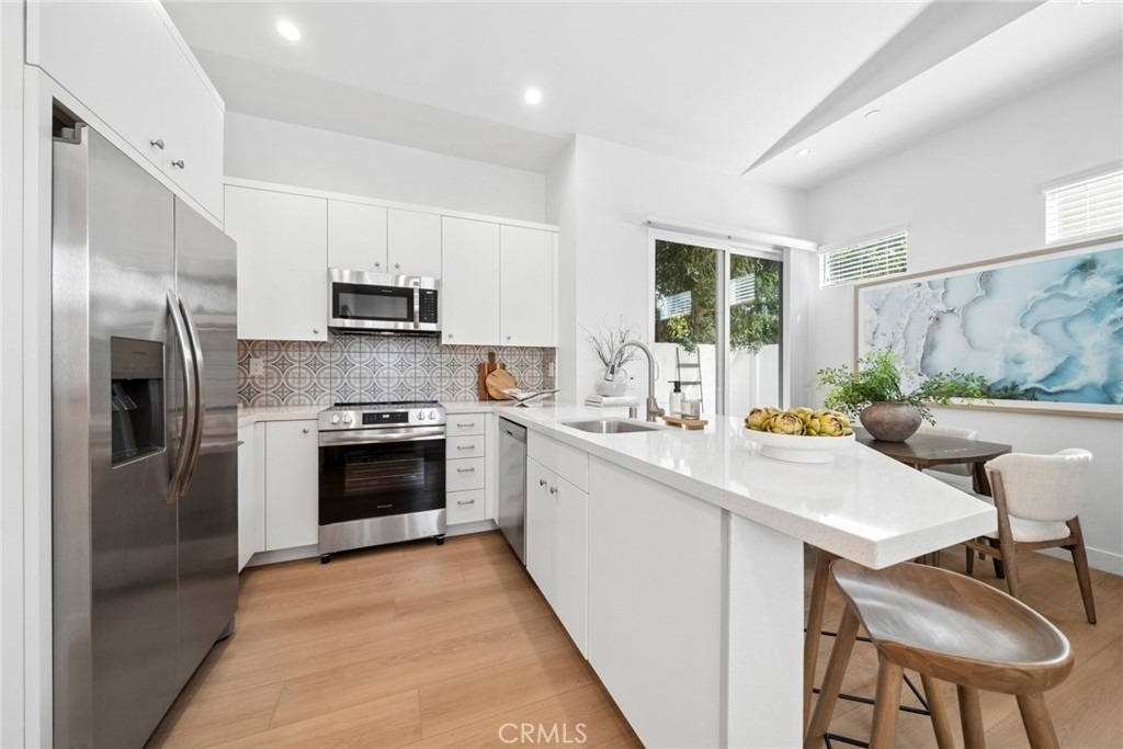 376 Hamilton St - Photo 6