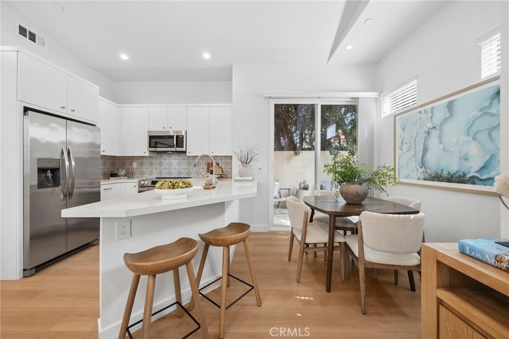 376 Hamilton St - Photo 5