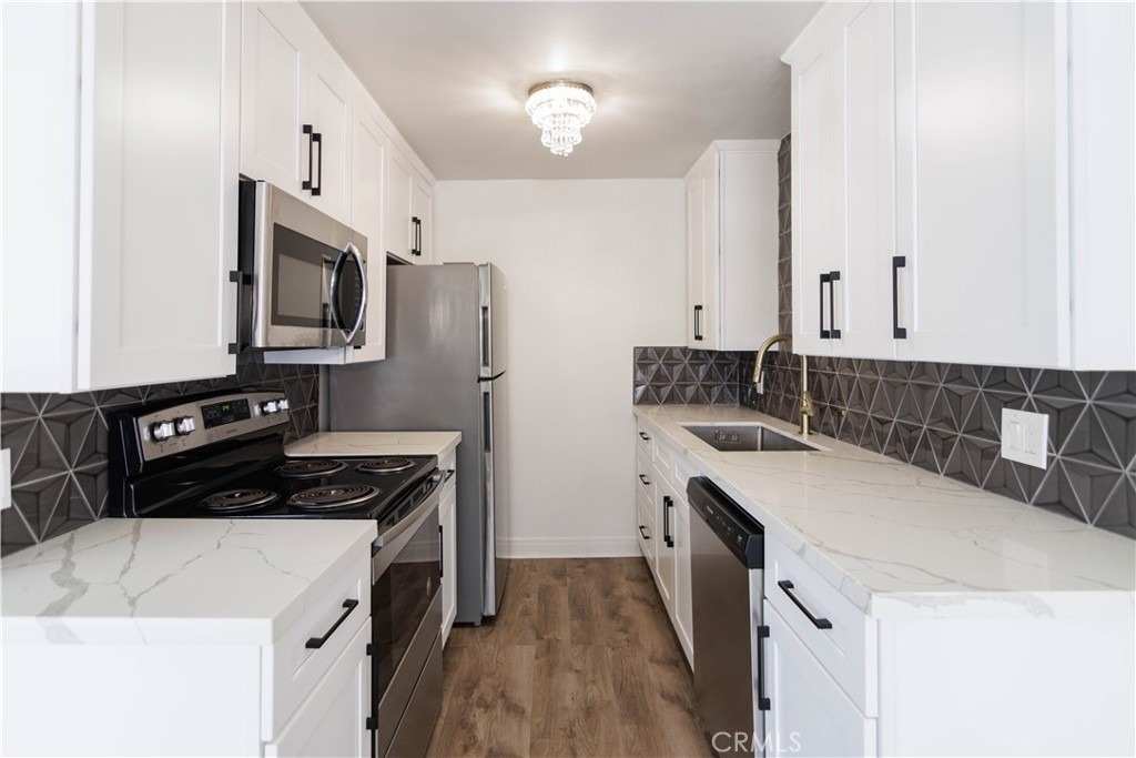 1122 9th Street - Photo 9