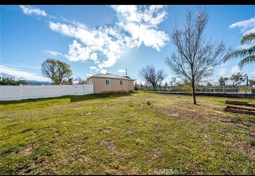 33611 Avenue E - Photo 3