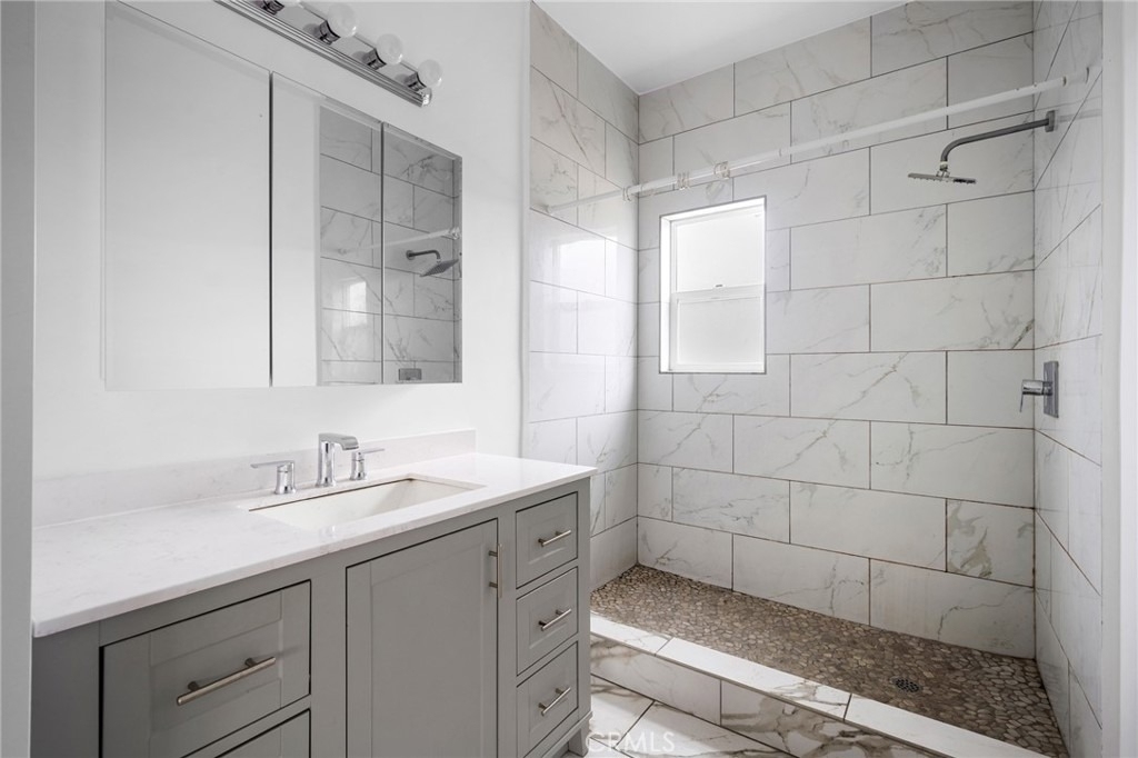 1641 S Catalina Street - Photo 12