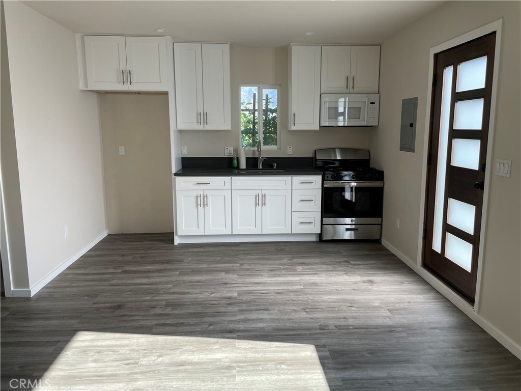 10213 Quill Avenue - Photo 1
