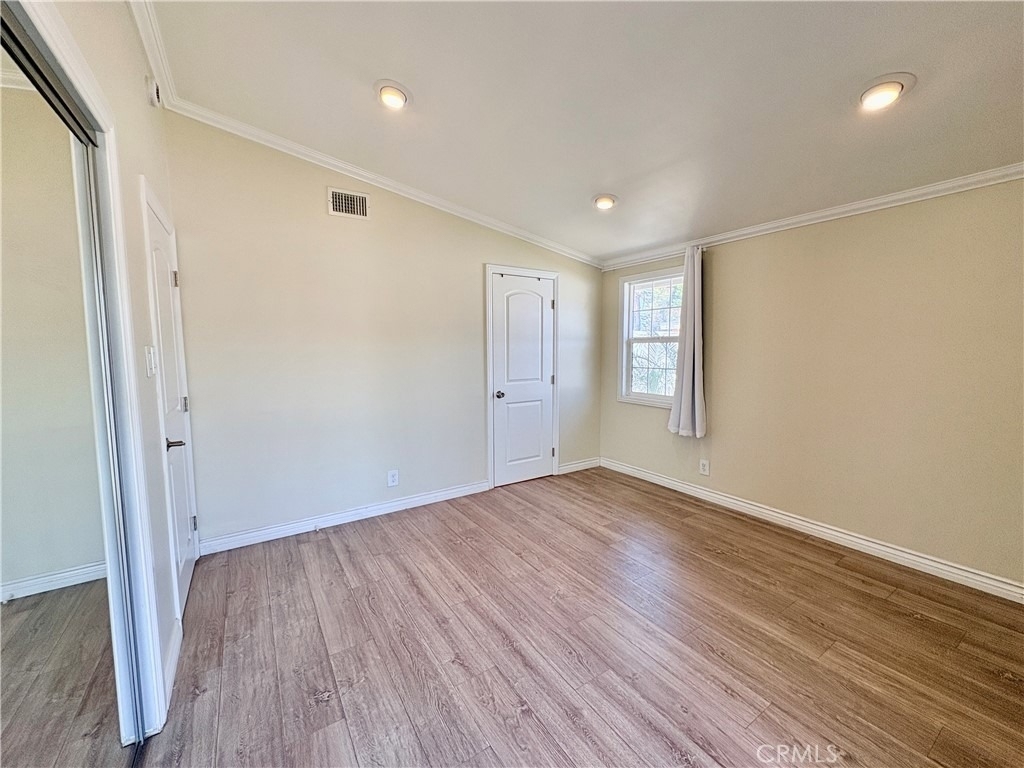 975 N Grammont Avenue - Photo 12