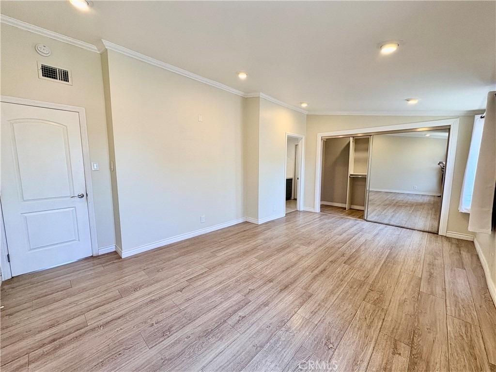 975 N Grammont Avenue - Photo 17