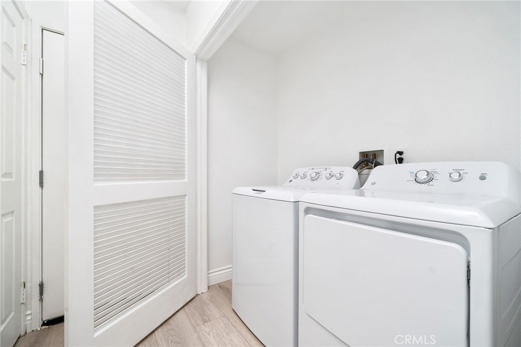 648 W 1st Street - Photo 5