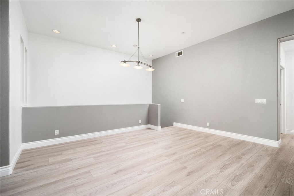 648 W 1st Street - Photo 7