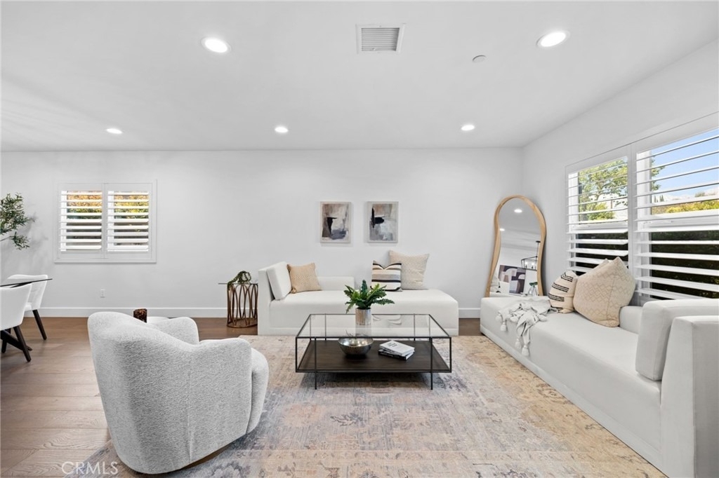 827 N Lamer - Photo 10