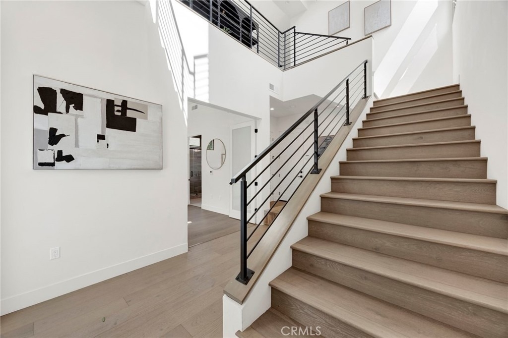 941 E California Boulevard - Photo 3
