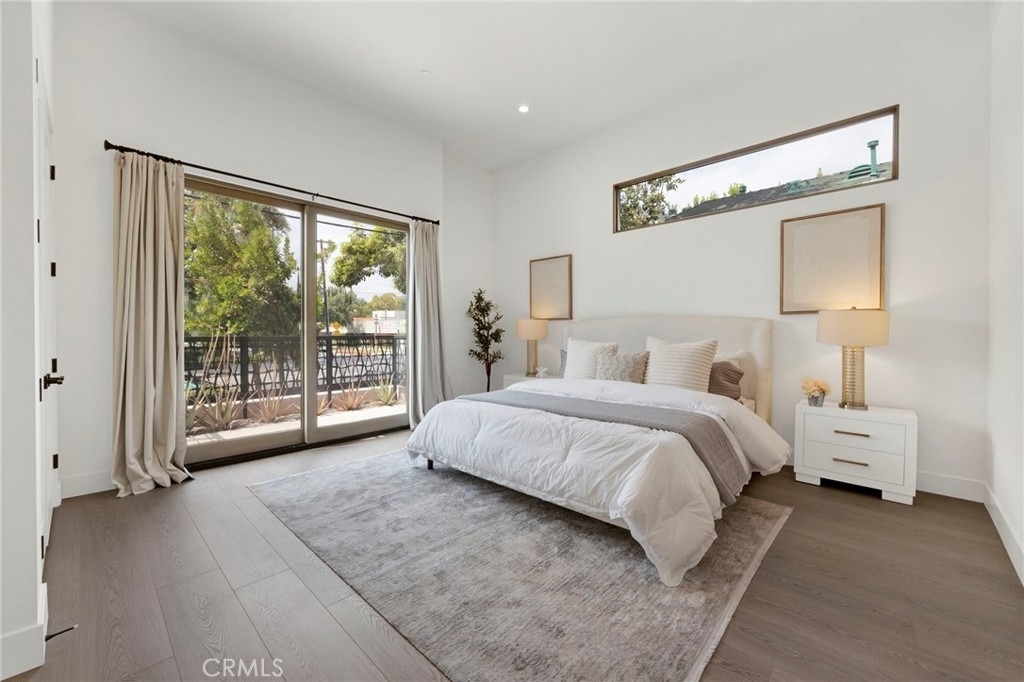 941 E California Boulevard - Photo 4