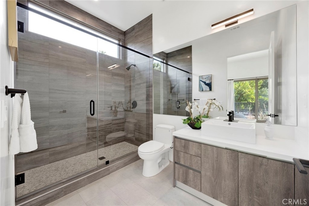 941 E California Boulevard - Photo 5