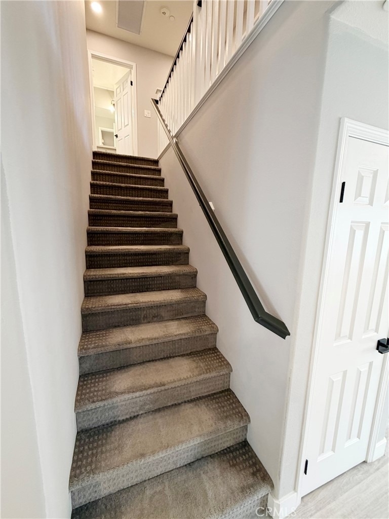 1124 S Mayflower - Photo 8
