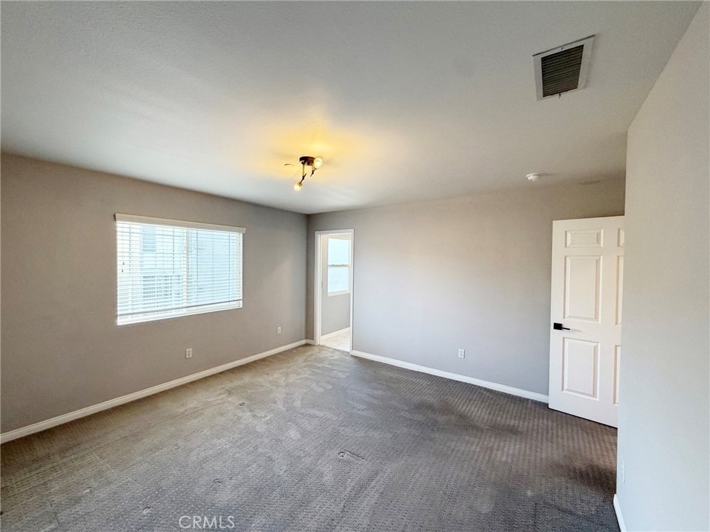 1124 S Mayflower - Photo 10