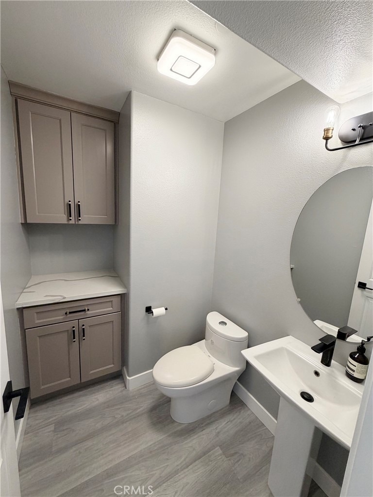 1124 S Mayflower - Photo 2