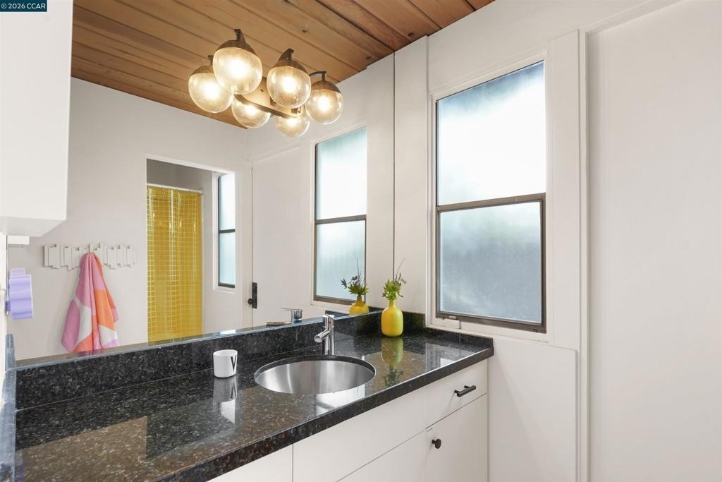 8021 Shay Dr - Photo 23
